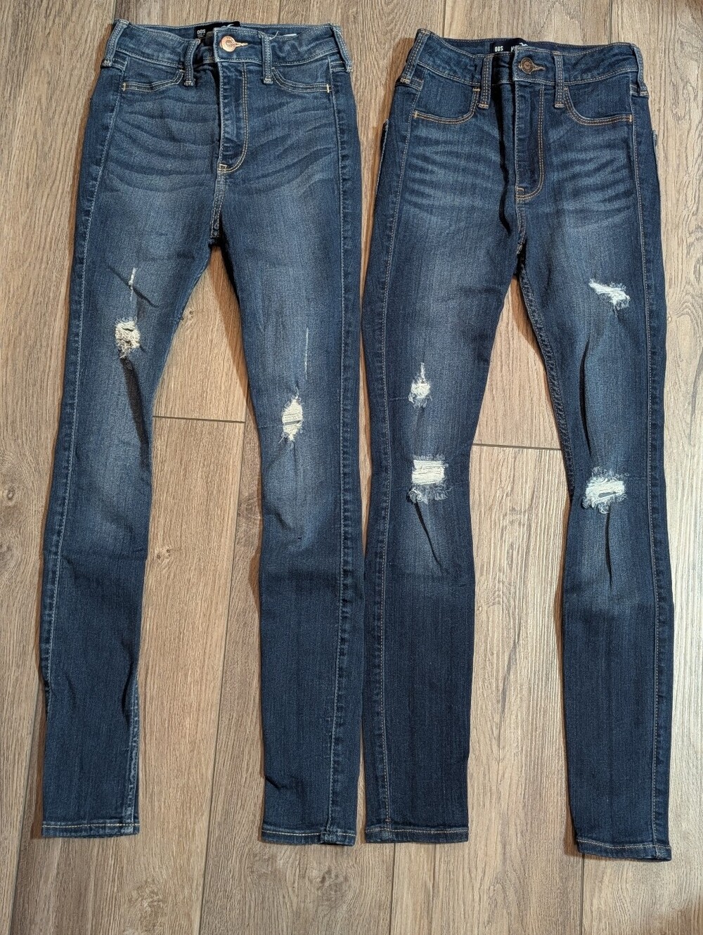 Hollister Darker Blue Distressed Skinny Jeans (2 Pairs)